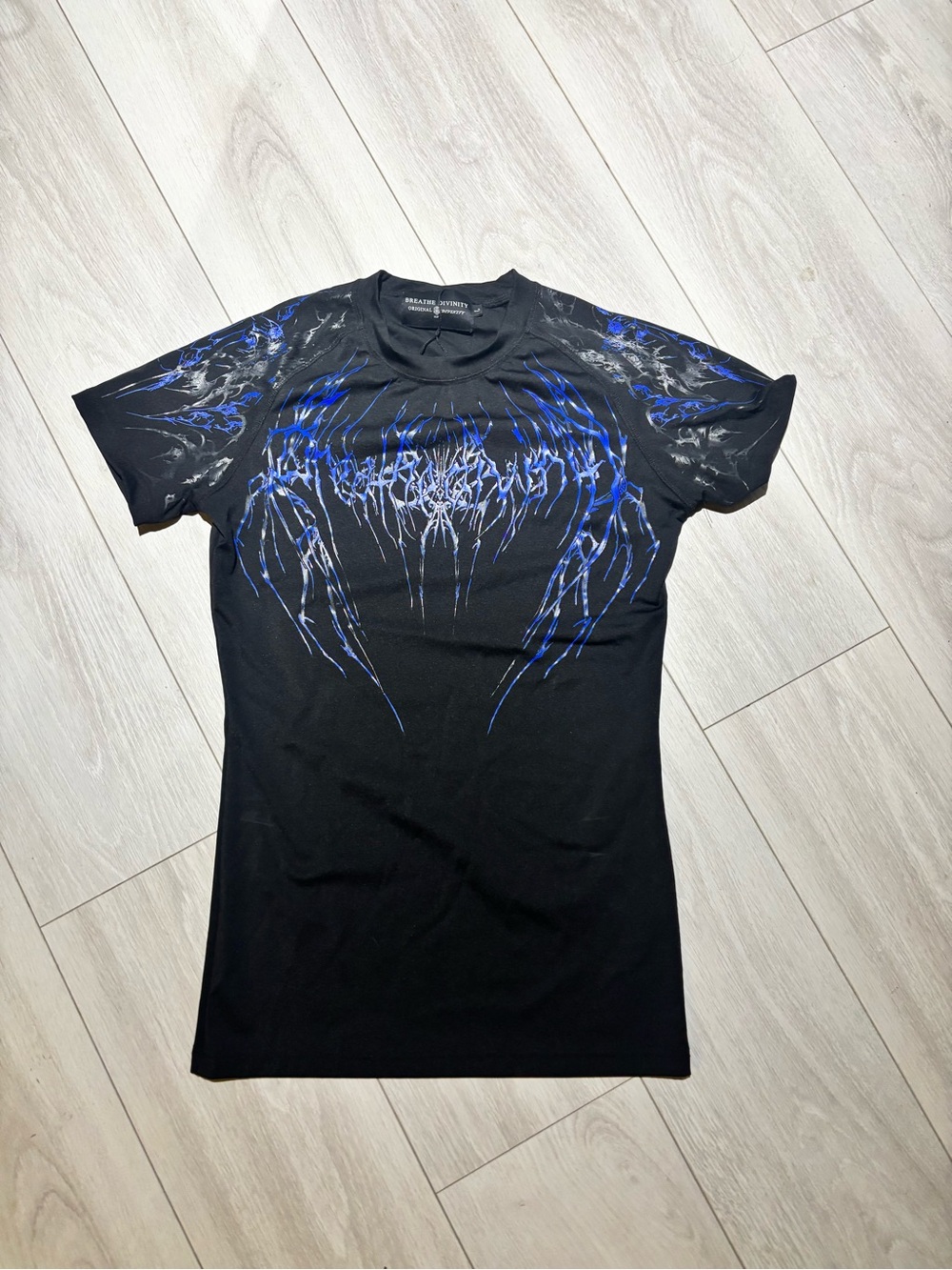 Rare Breathedivinity Compression tee